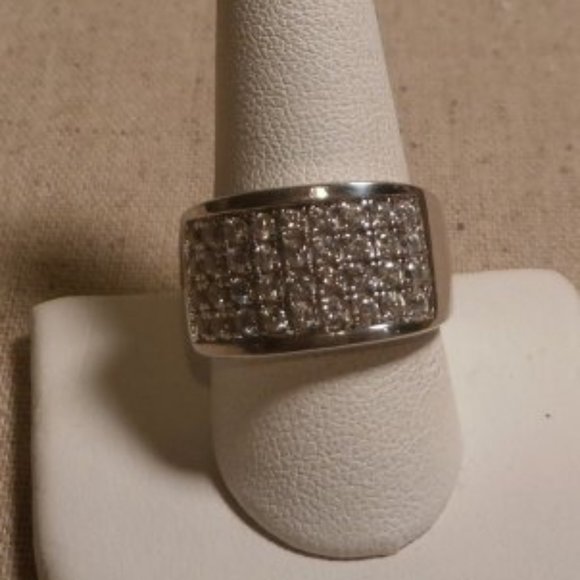 R1405 Retired Channel-set Cubic Zirconias Silpada Ring - Picture 2 of 3
